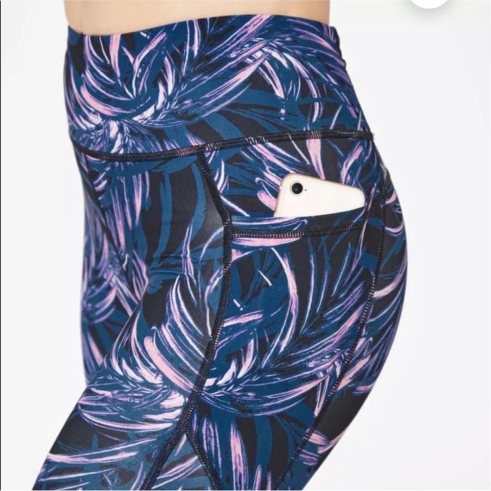 Sweaty Betty Zero Gravity 7/8 Leggings